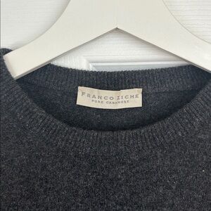 100% Cashmere sweater